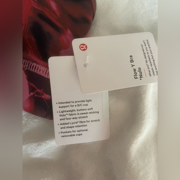 Lululemon FLOW Y BRA NULU - NWT - Picture 3 of 6